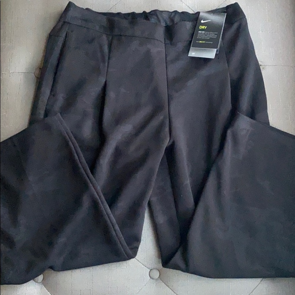 Nike Dri-fit Black Pattern Standard Fit XS